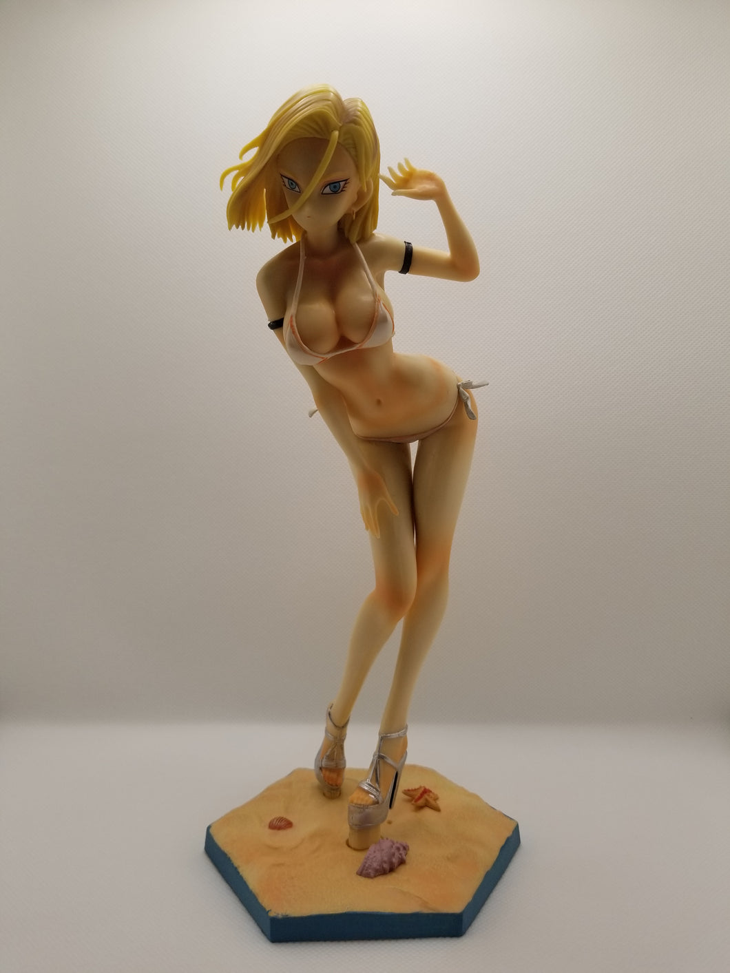Sexy Android 18 PVC Statue Figurine
